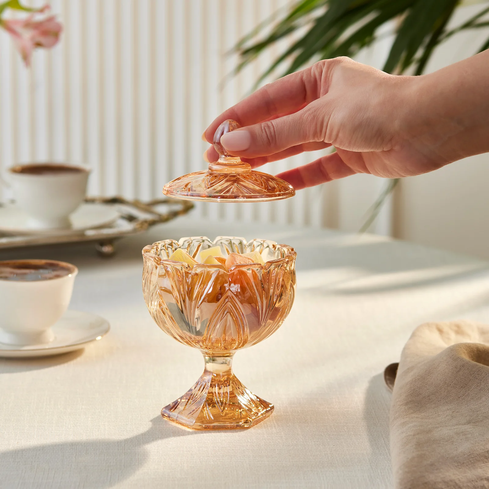 Karaca Barry Glass Turkish Delight Bowl, Amber - Image 3