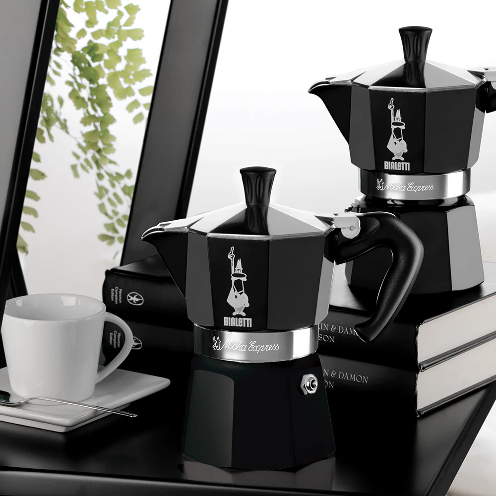 Bialetti Moka Express Hob Espresso Coffee Maker, 6 Cups, Black - Image 2