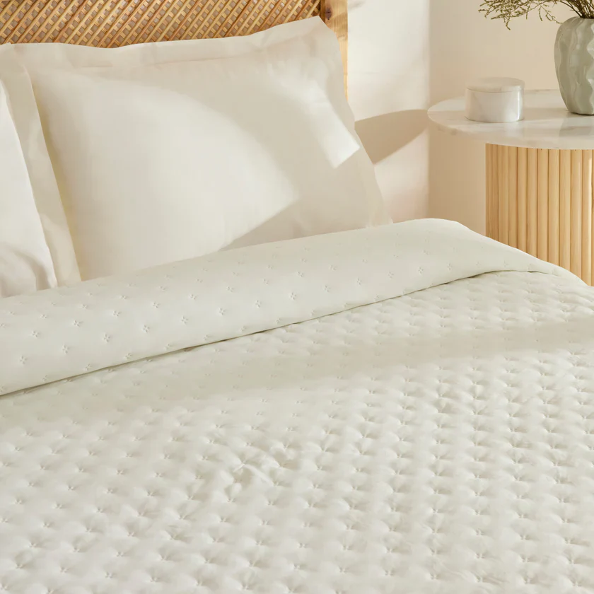 Karaca Home Breezy Bedspread, Single, Ecru - Image 3