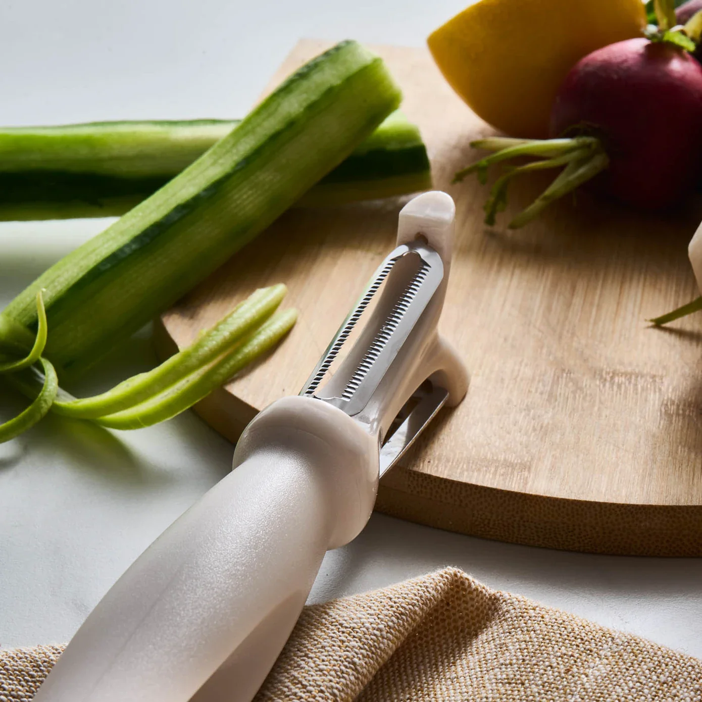 Crick Crack Harmony Stainless Steel Double Sided Peeler, Grey - Image 3