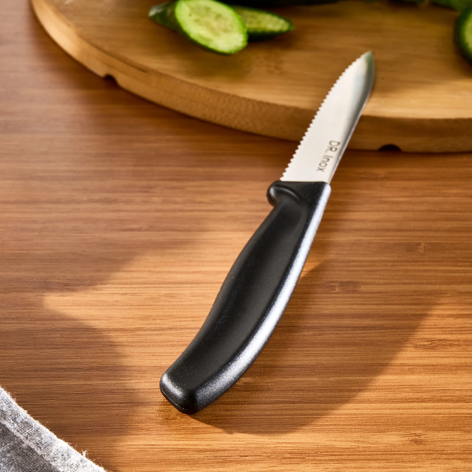 Dr.Inox Serrated Stainless Steel Utility Knife, 21cm, Black
