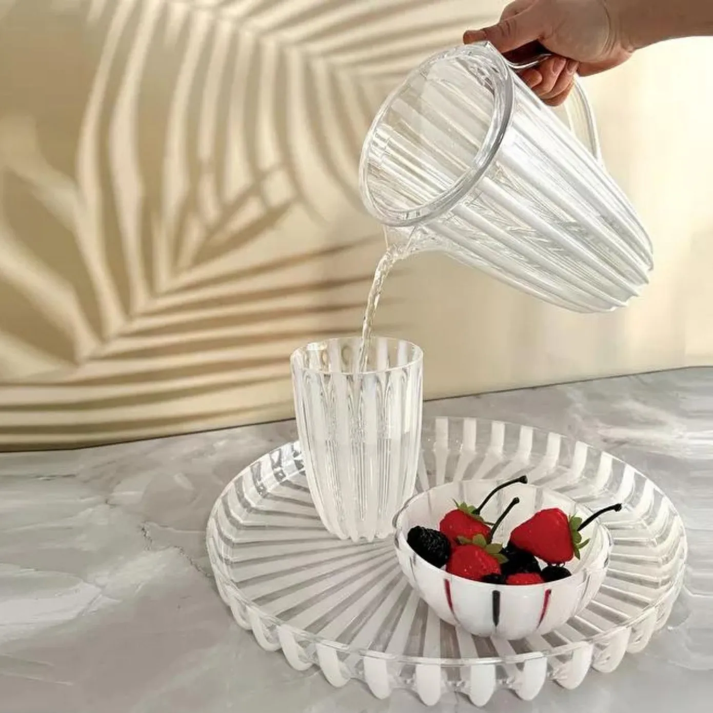 Guzzini Dolce Vita 4 Piece Highball Glass Set, 470ml, White - Image 2