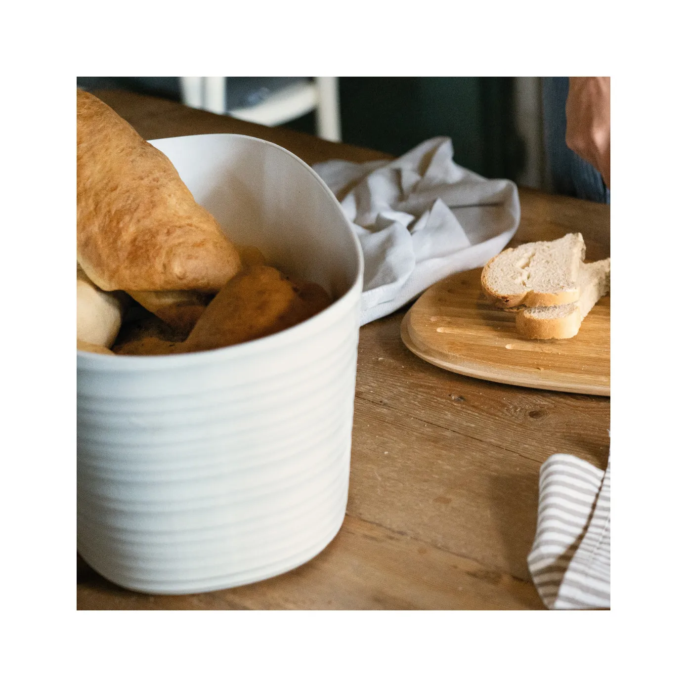 Guzzini Tierra Bread Box, 39.2cmx23.2cm, Light Cream - Image 5