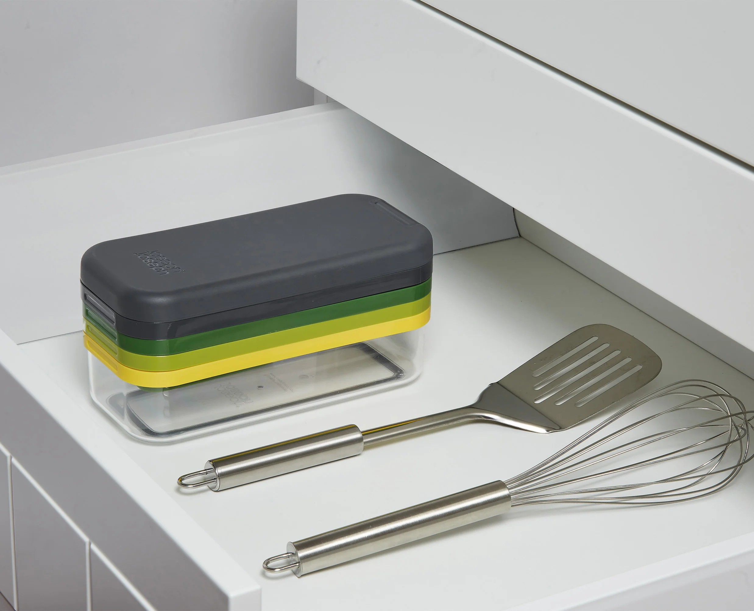 Joseph Joseph Multi-prep Compact 4-piece Grater & Slicer, Multicolour - Image 9