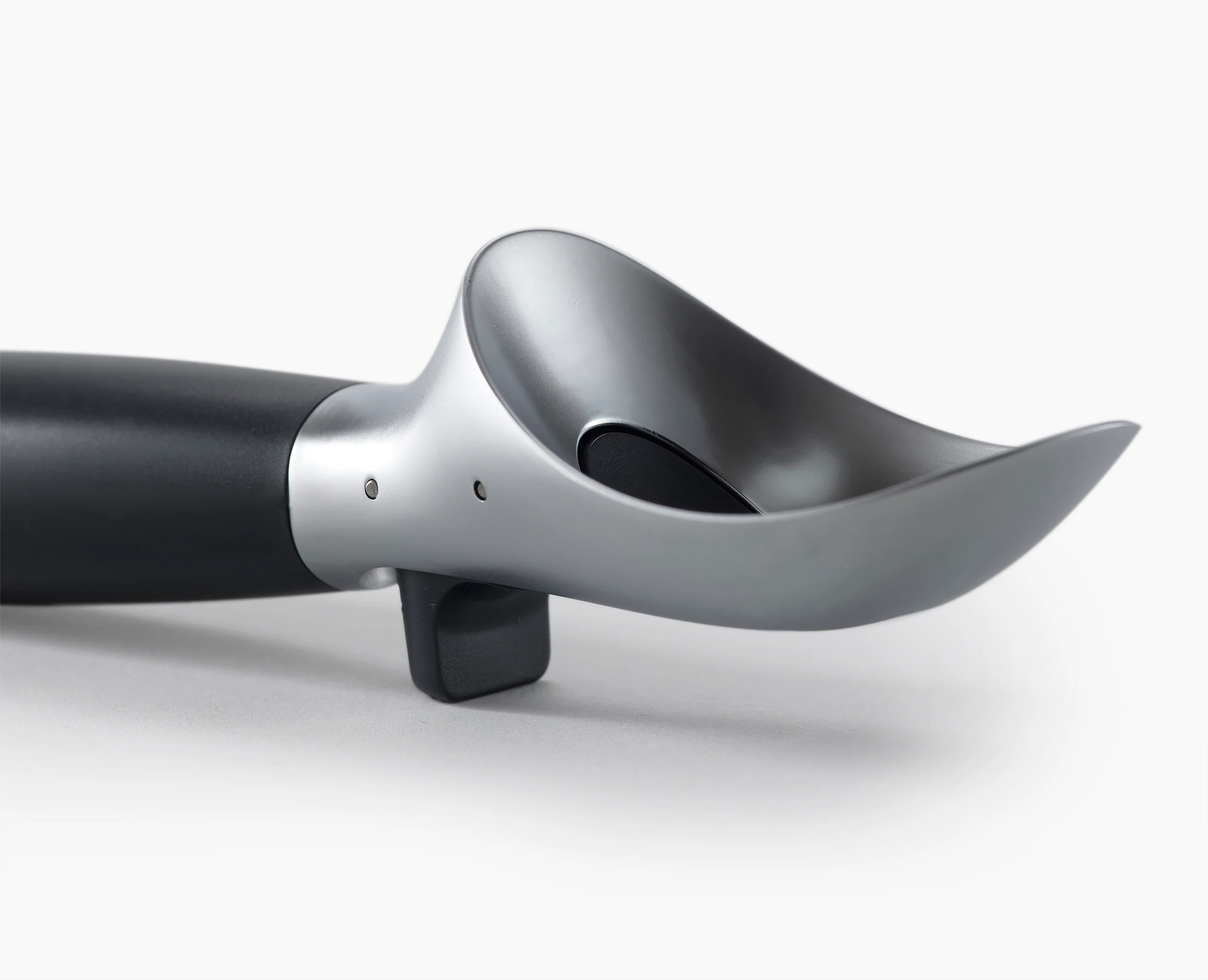 Joseph Joseph Elevate Grey Ice-cream Scoop, Grey Black - Image 8