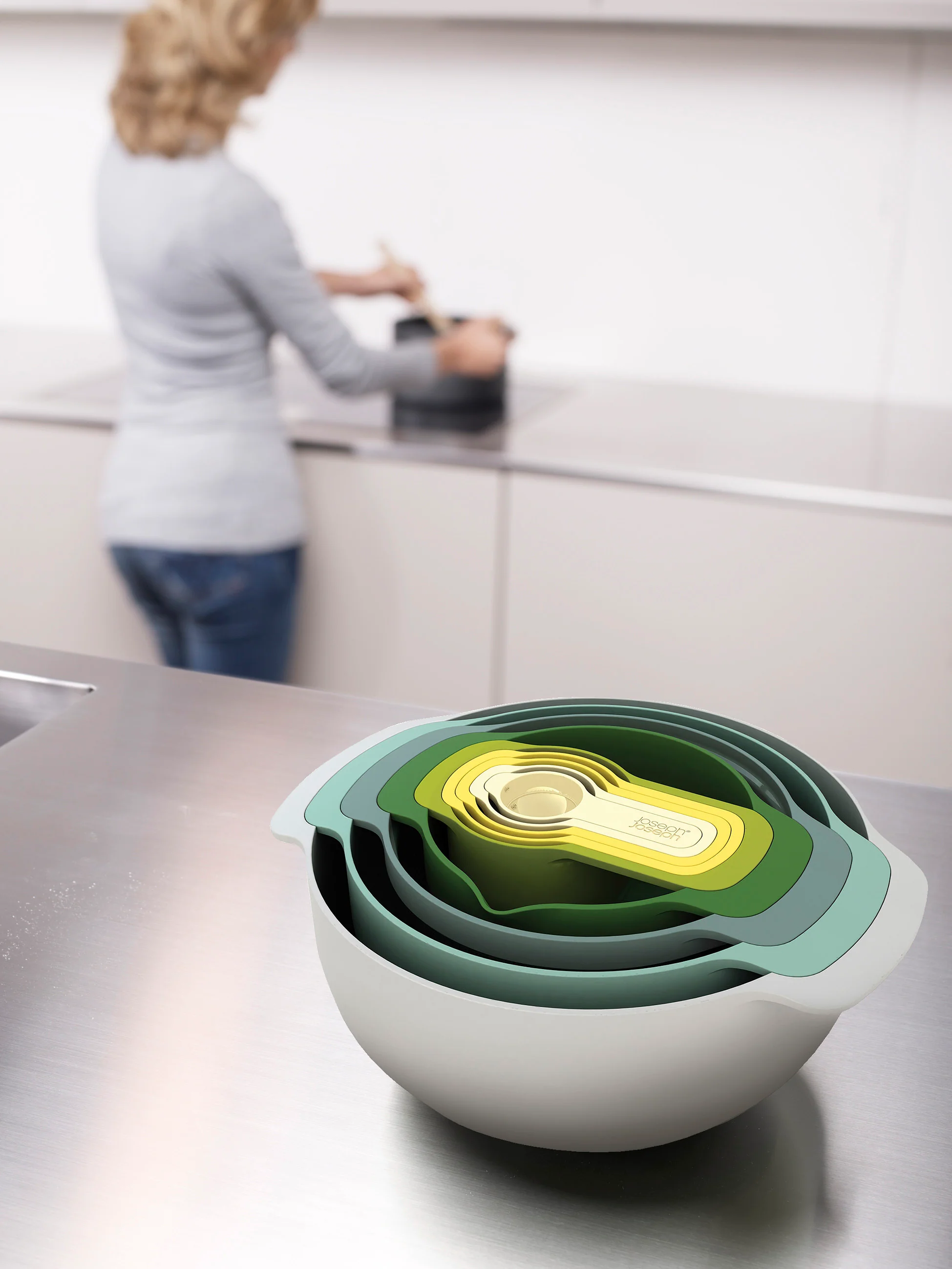 Joseph Joseph Nest 9 Plus Mixing Bowl, Multicolour - Image 4