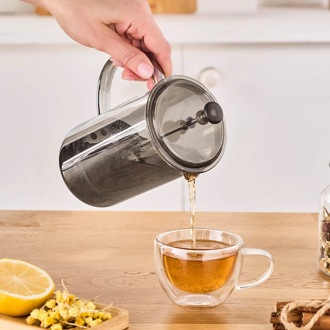 Karaca Alina Glass French Press, 600ml, Grey - Image 4