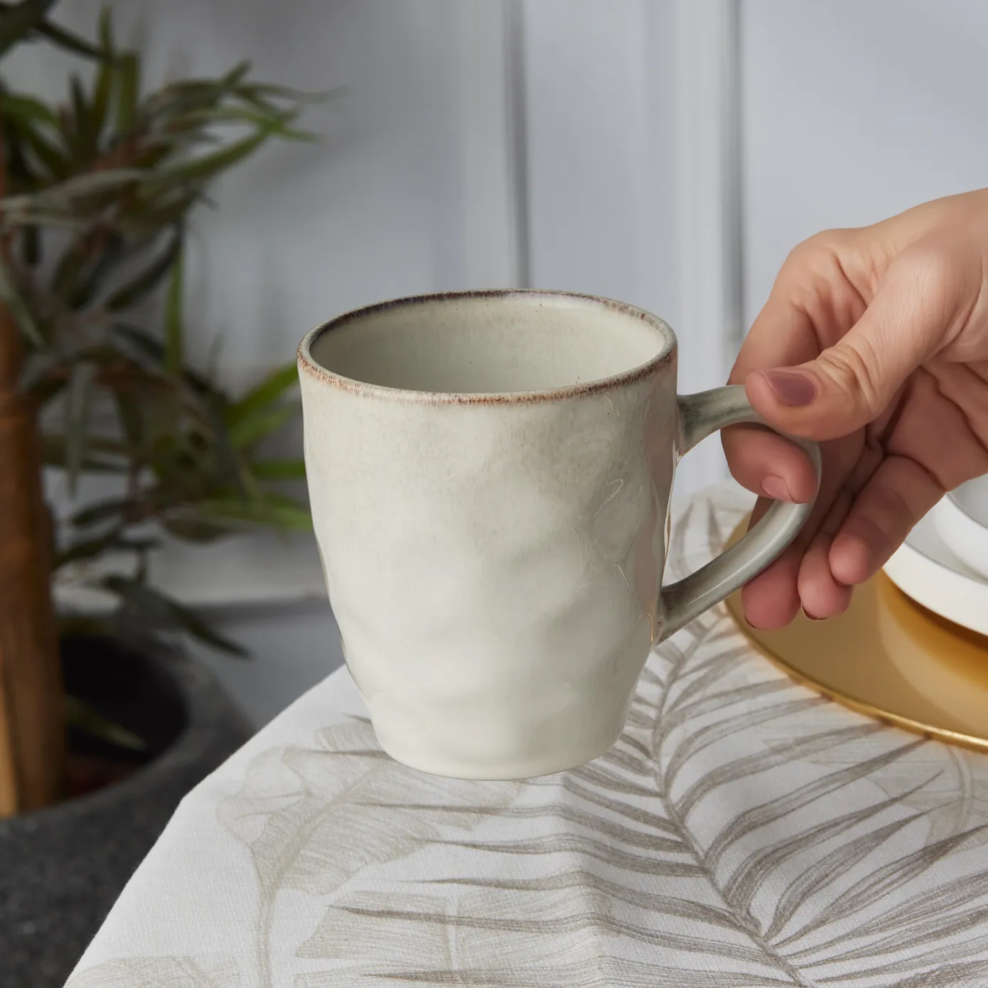 Karaca Aria Reactive Glaze Mug, 450ml, Beige - Image 3