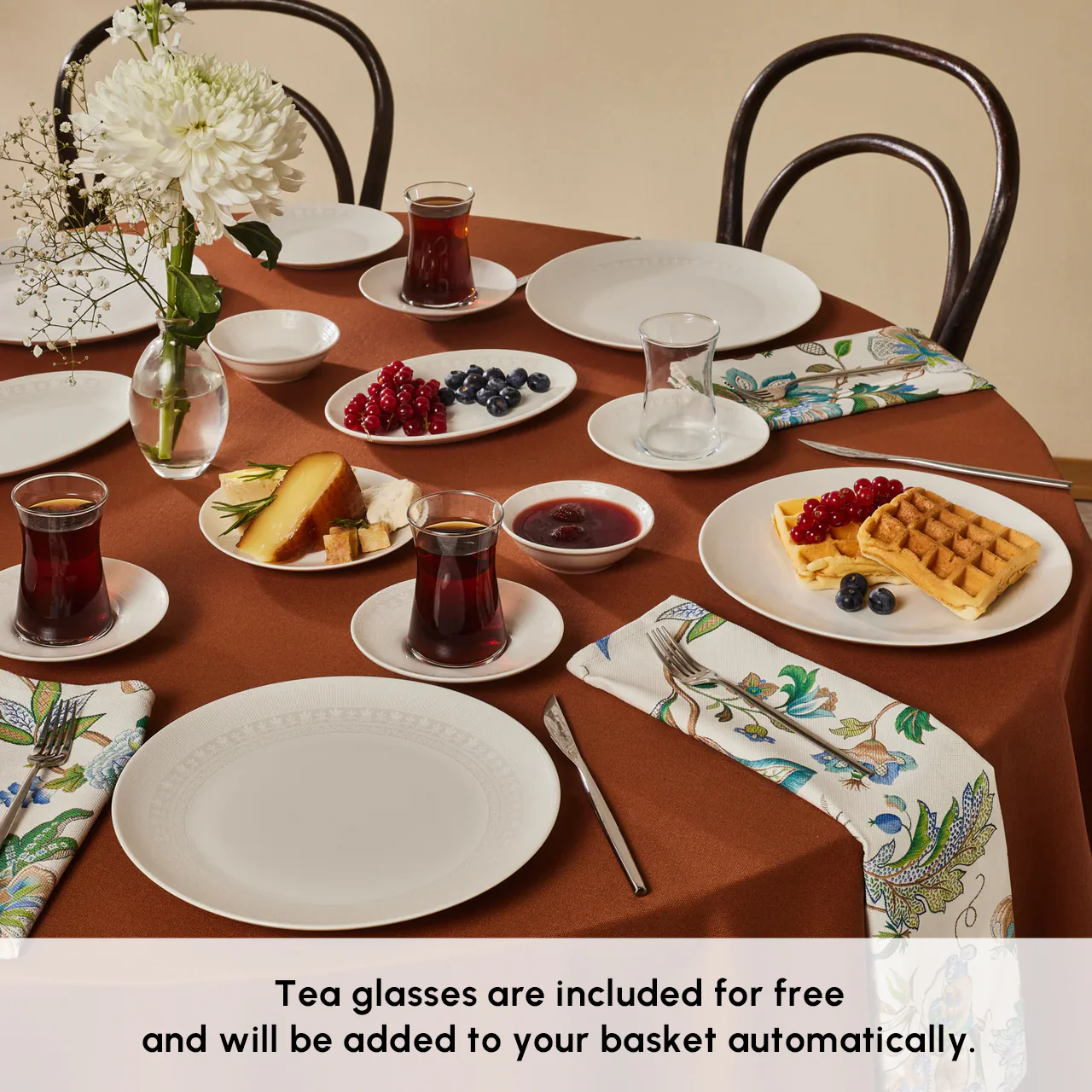 Karaca Bone China Artiste 26-Piece Serveware Set for 6 People, White - Image 3