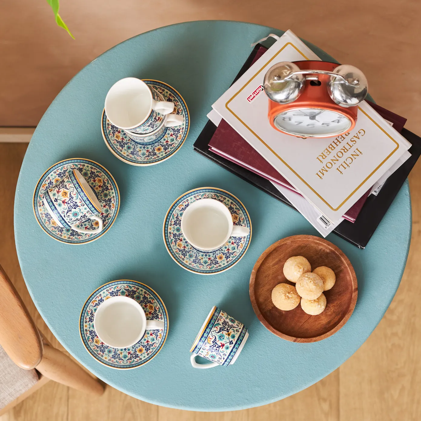 Karaca Beylerbeyi 12-Piece Porcelain Turkish Coffee Cup Set for 6 People, 80ml, White Blue Multi - Image 3