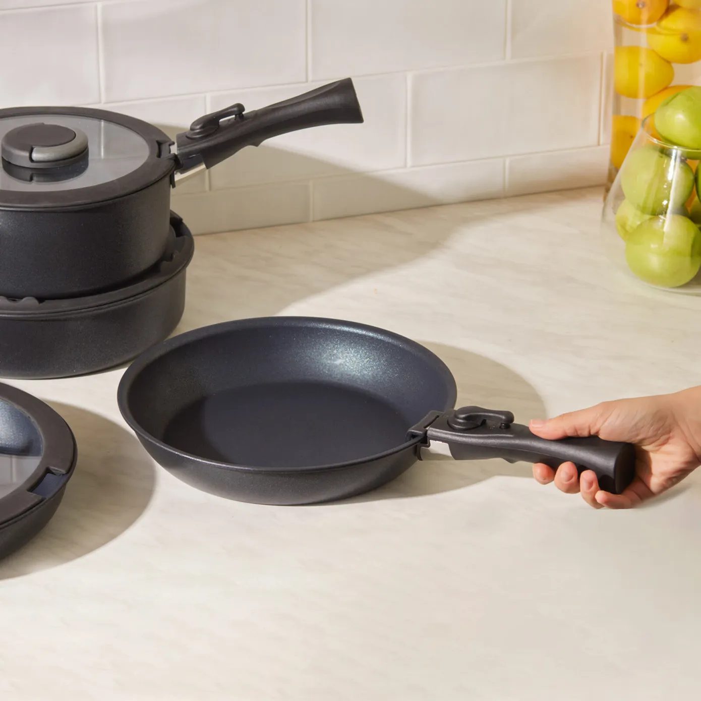 Karaca BioDiamond Easy Clip 13-Piece Non-Stick Cookware Set, Black - Image 10