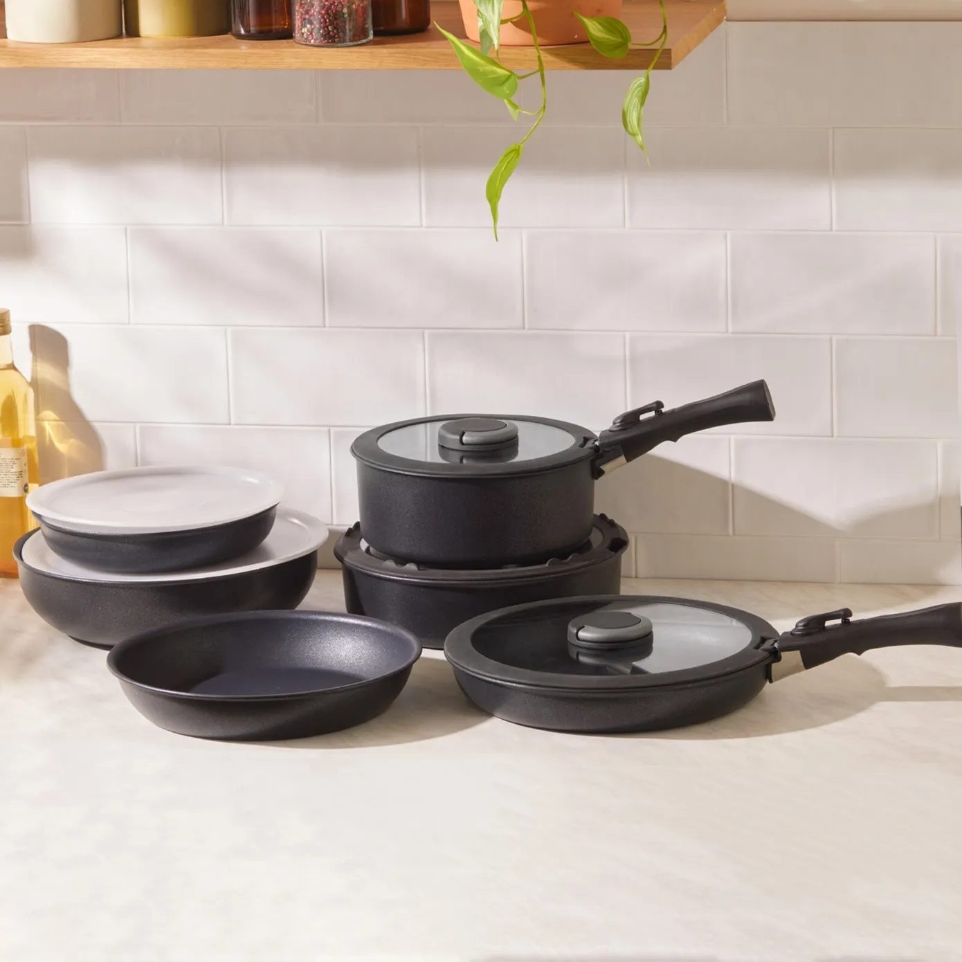 Karaca BioDiamond Easy Clip 13-Piece Non-Stick Cookware Set, Black - Image 4
