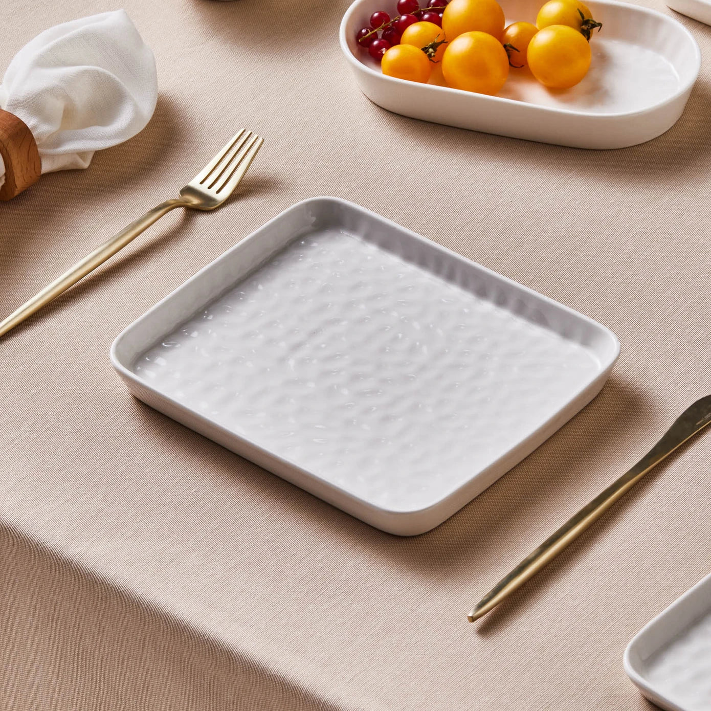 Karaca x by Refika Bembeyaz Bone China Dessert/Side Plate, 19cm, White