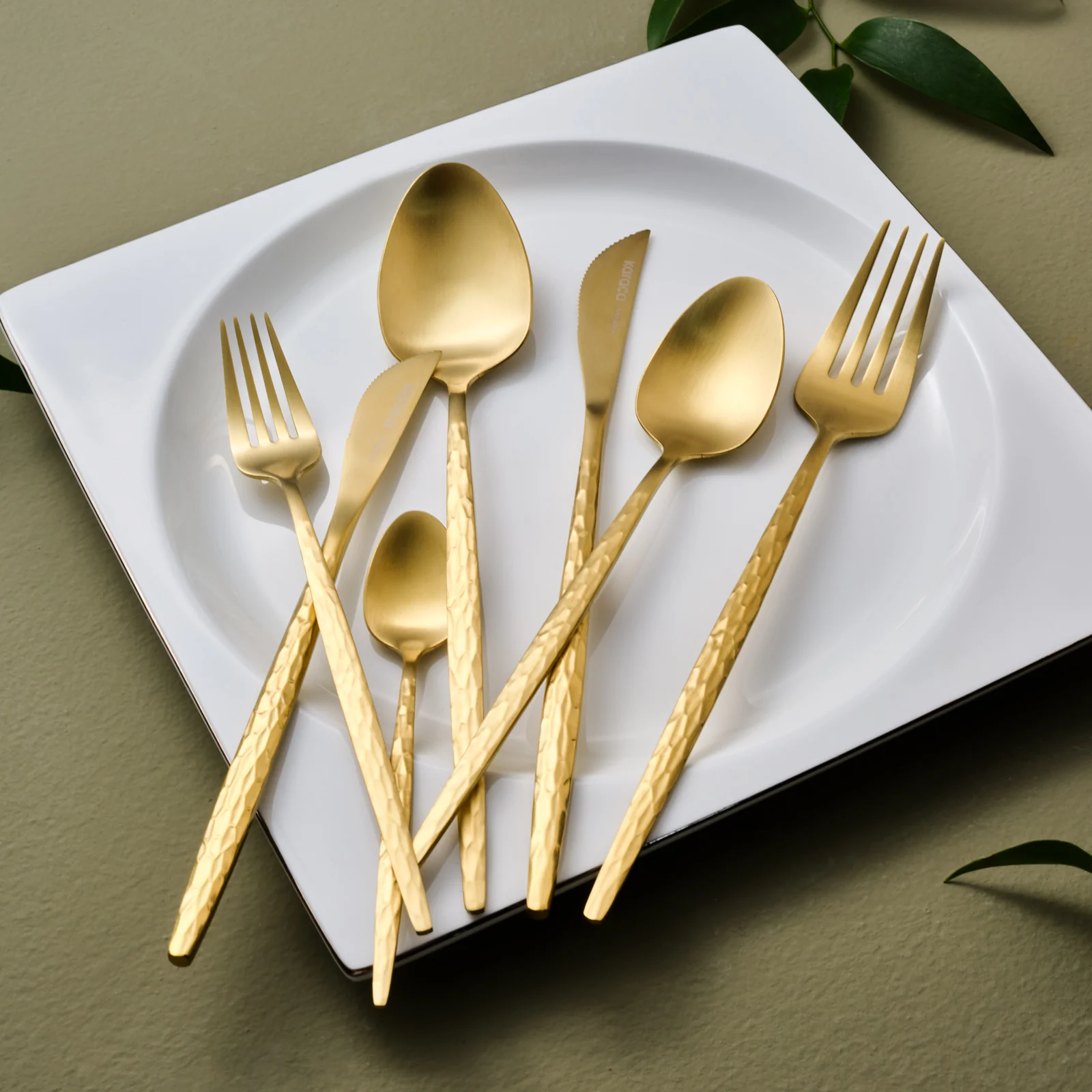 Karaca Callisto 84-Piece Stainless Steel Cutlery Set for 12 People, Gold - Image 2