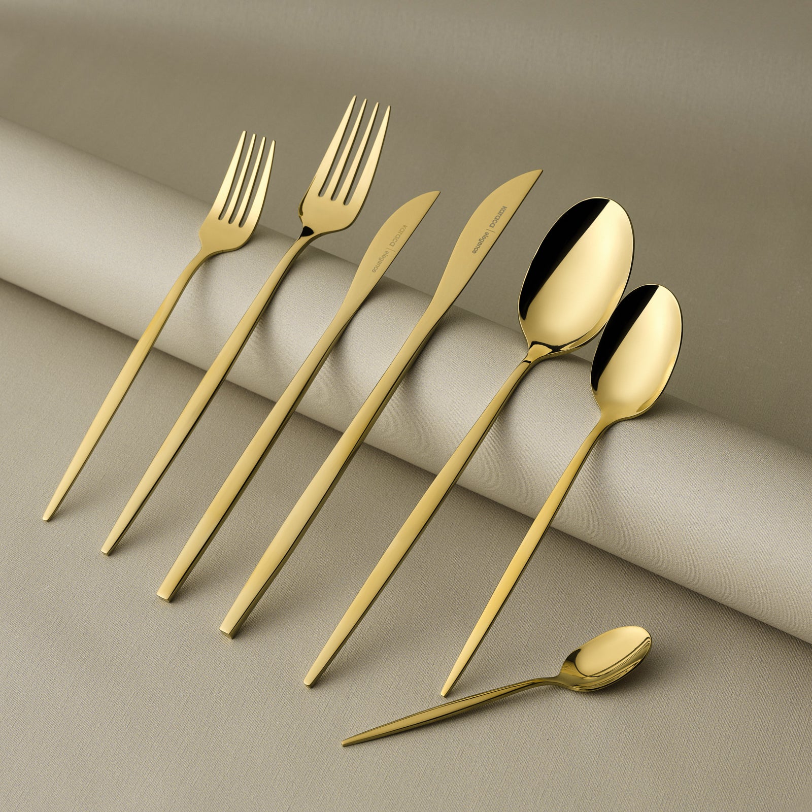 Karaca Camille 84-Piece Stainless Steel Cutlery Set for 12 People, Gold - Image 6