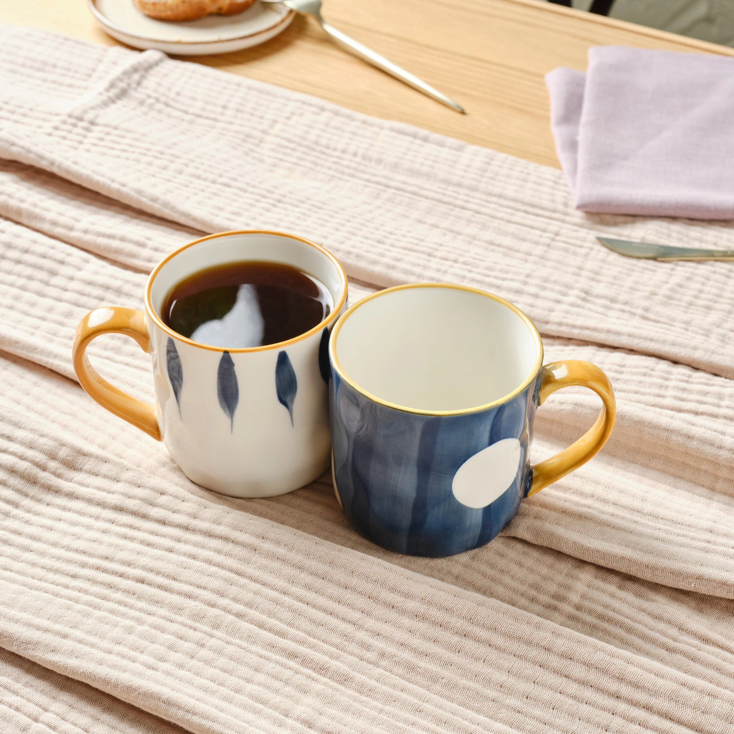 Karaca Canarie 2 Piece Stoneware Mug Set, 350ml, Multicolour - Image 3