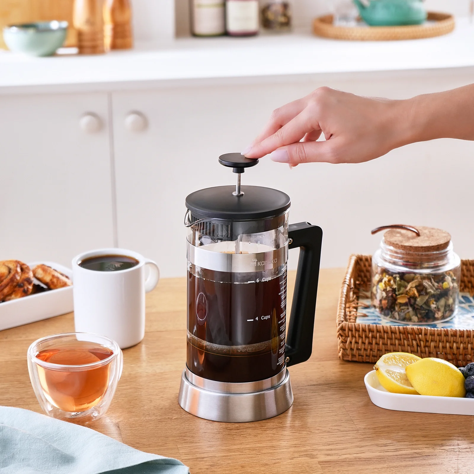 Karaca Cavira Borosilicate Glass French Press, 1000ml, Black Metal - Image 3