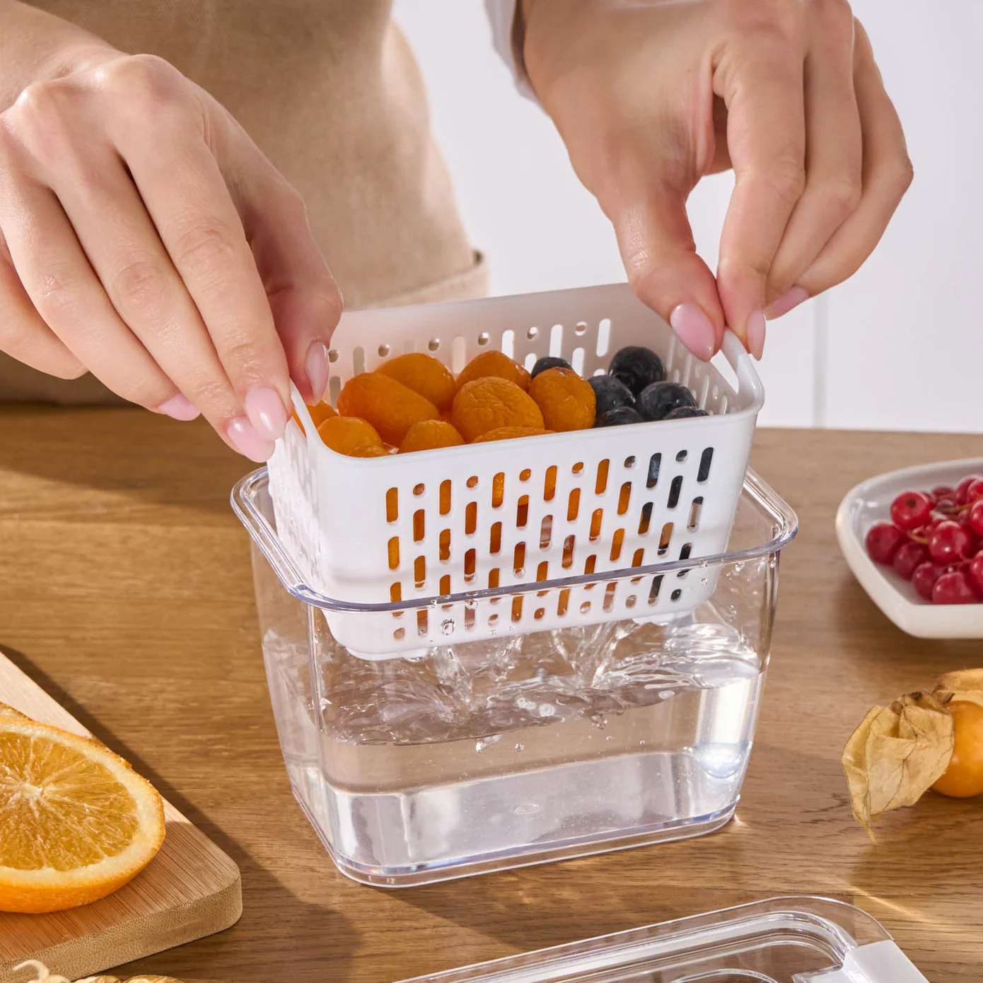 Karaca Citrus Vegetable / Fruit Storage Container, S, White - Image 5
