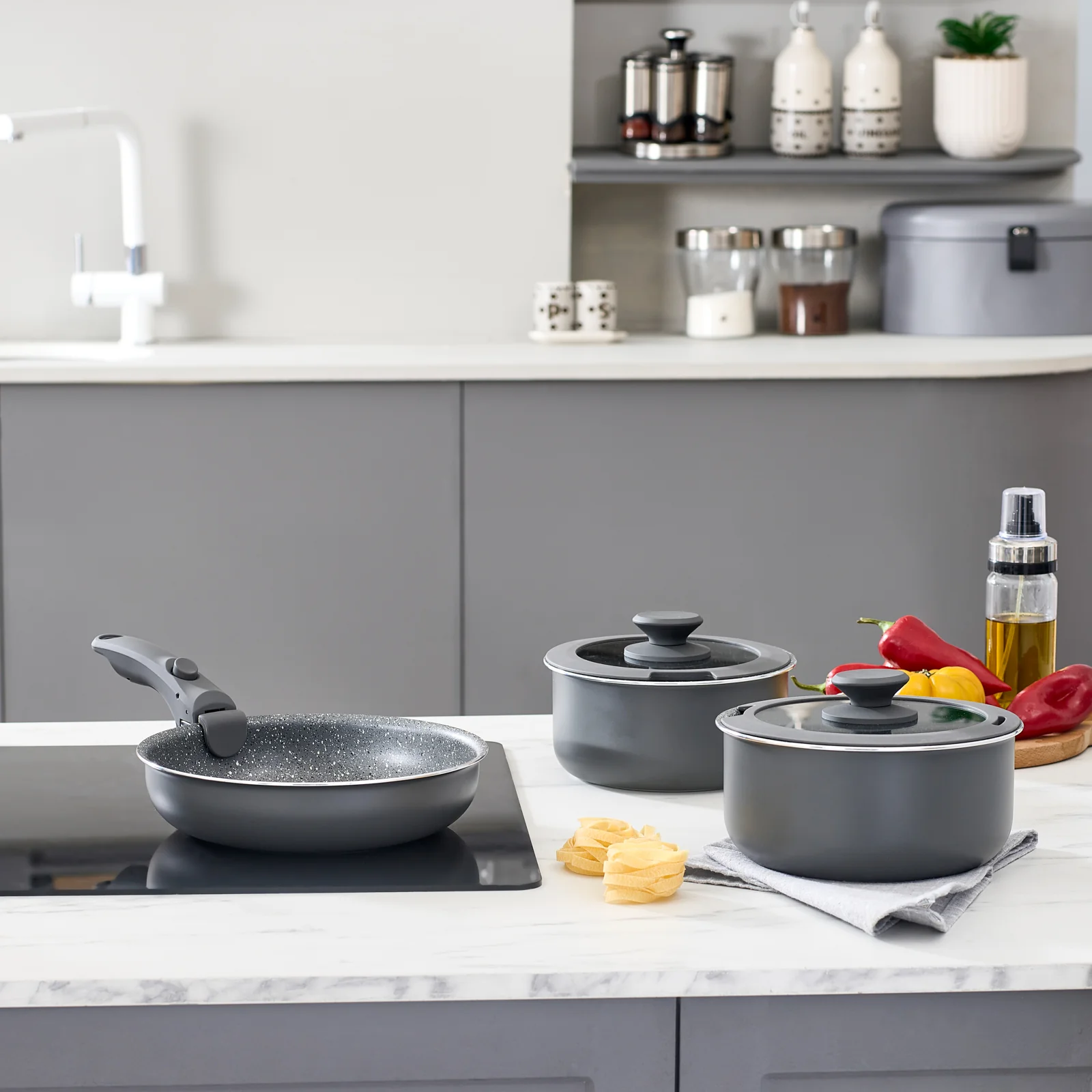 Karaca Comfort 6-Piece Induction Non-Stick Detachable Cookware Set, Black