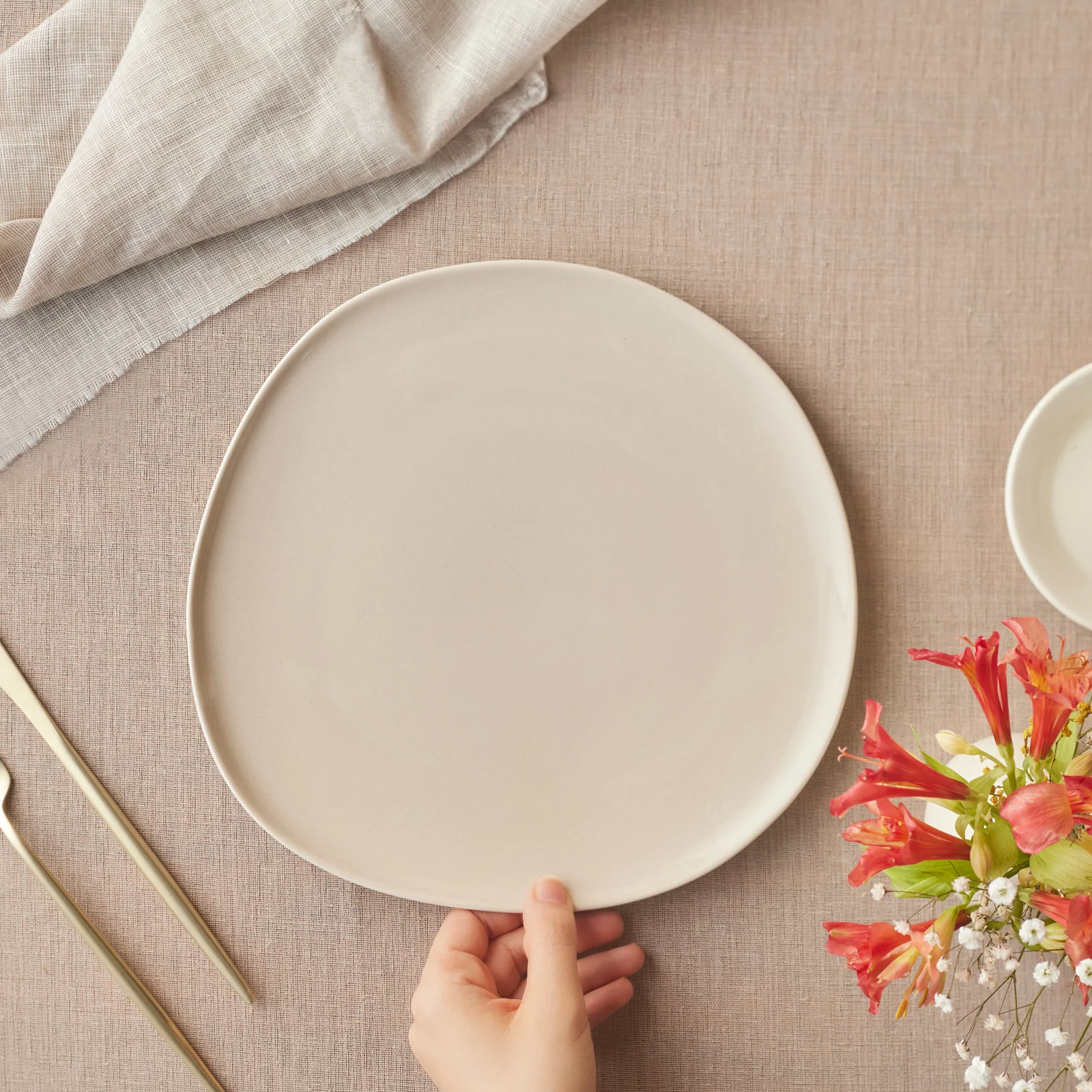 Karaca Earth Collection New Cupid Reactive Glaze Dinner Plate, 27cm, Beige White - Image 2
