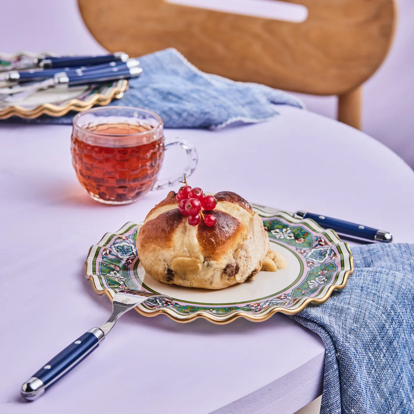 Karaca Cybele 7 Piece Glass Cake Stand Serveware Set for 6 People, Multi - Image 3