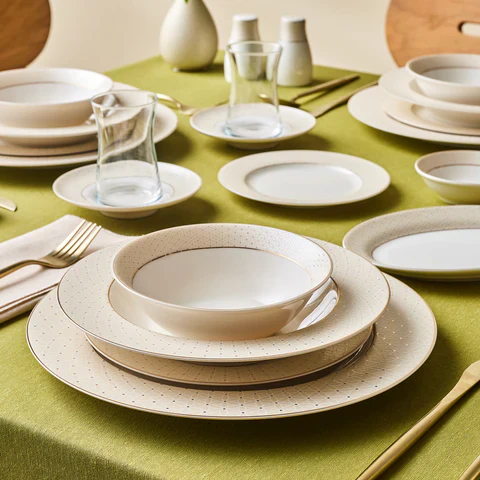 Karaca Elegance Bone China Alessa 60-Piece Dinner Set & Serveware Set for 8 People, Gold - Image 5