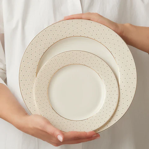 Karaca Elegance Bone China Alessa 60-Piece Dinner Set & Serveware Set for 8 People, Gold - Image 8