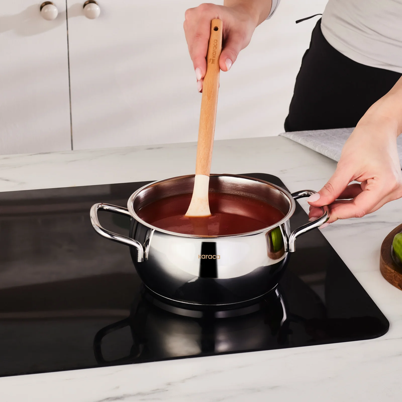 Karaca Emirgan Stainless Steel Stockpot with Lid, 16cm, Silver - Image 3