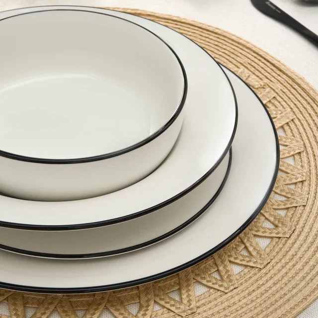 Karaca Emma 30-Piece Porcelain Dinner Set for 6 People, White - Image 10