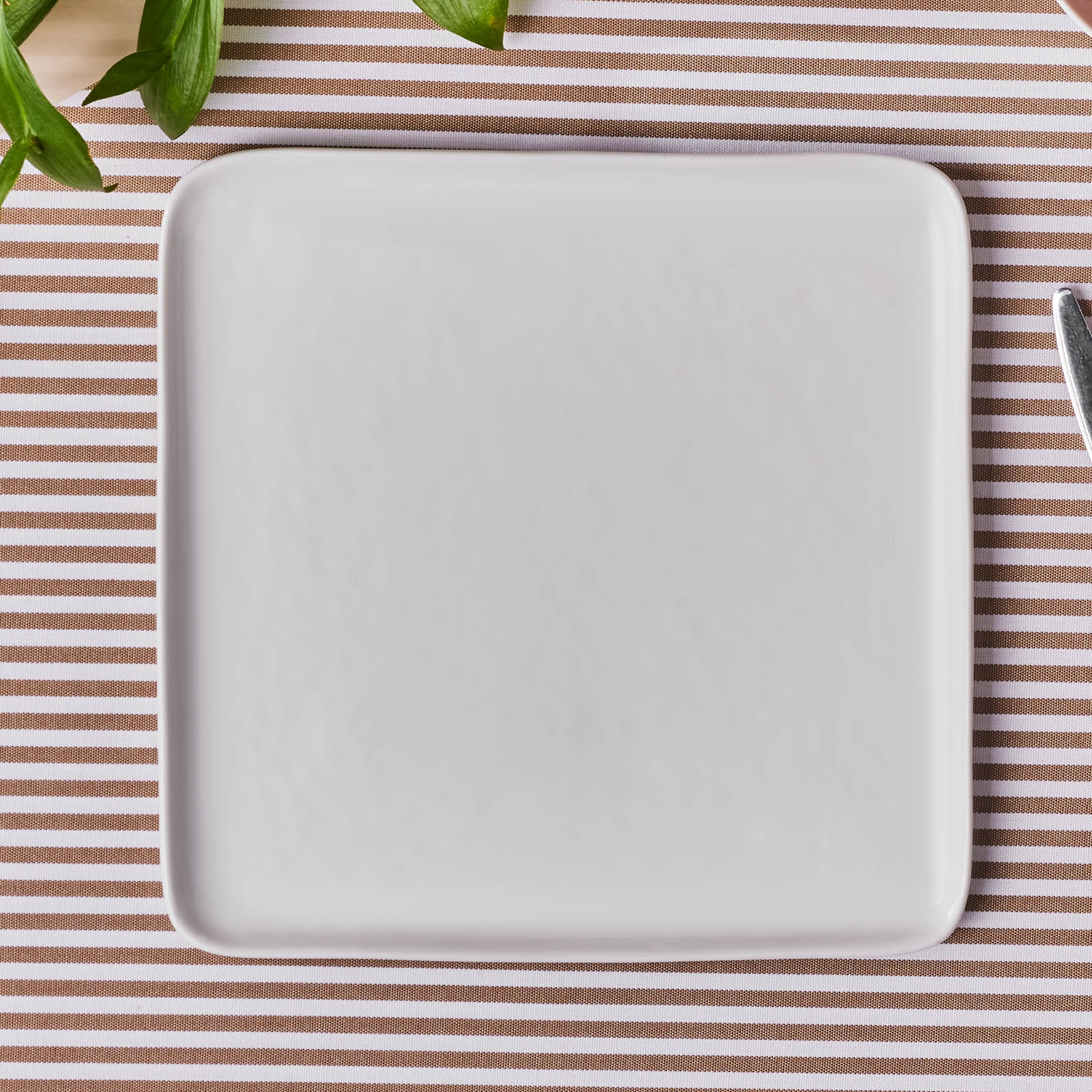 Karaca Epsilon Porcelain Square Dinner Plate, 26cm, White - Image 2
