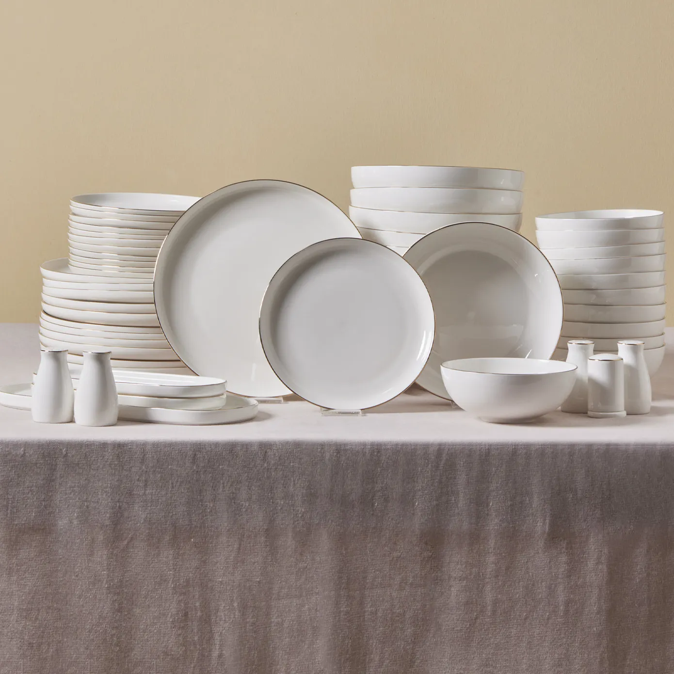 Karaca Stream Bone China Favaro 56-Piece Dinner Set for 12 People, Gold
