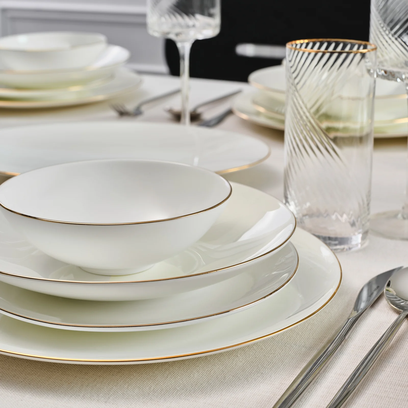 Karaca Fine Pearl Extra Chanak 55-Piece Dinner Set for 12 People, Gold - Image 3