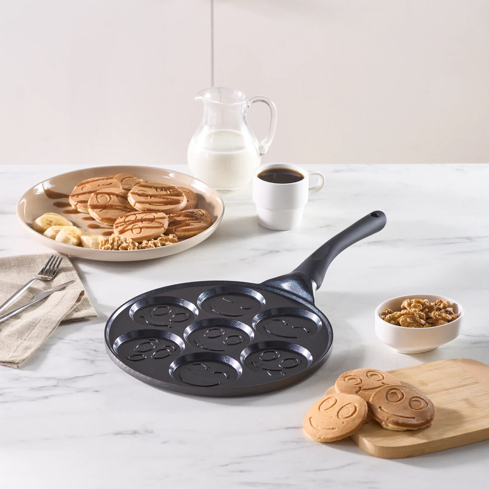 Karaca Fluffy Non-Stick Induction Ceramic Coating Pancake Pan, 26cm, Black - Image 2