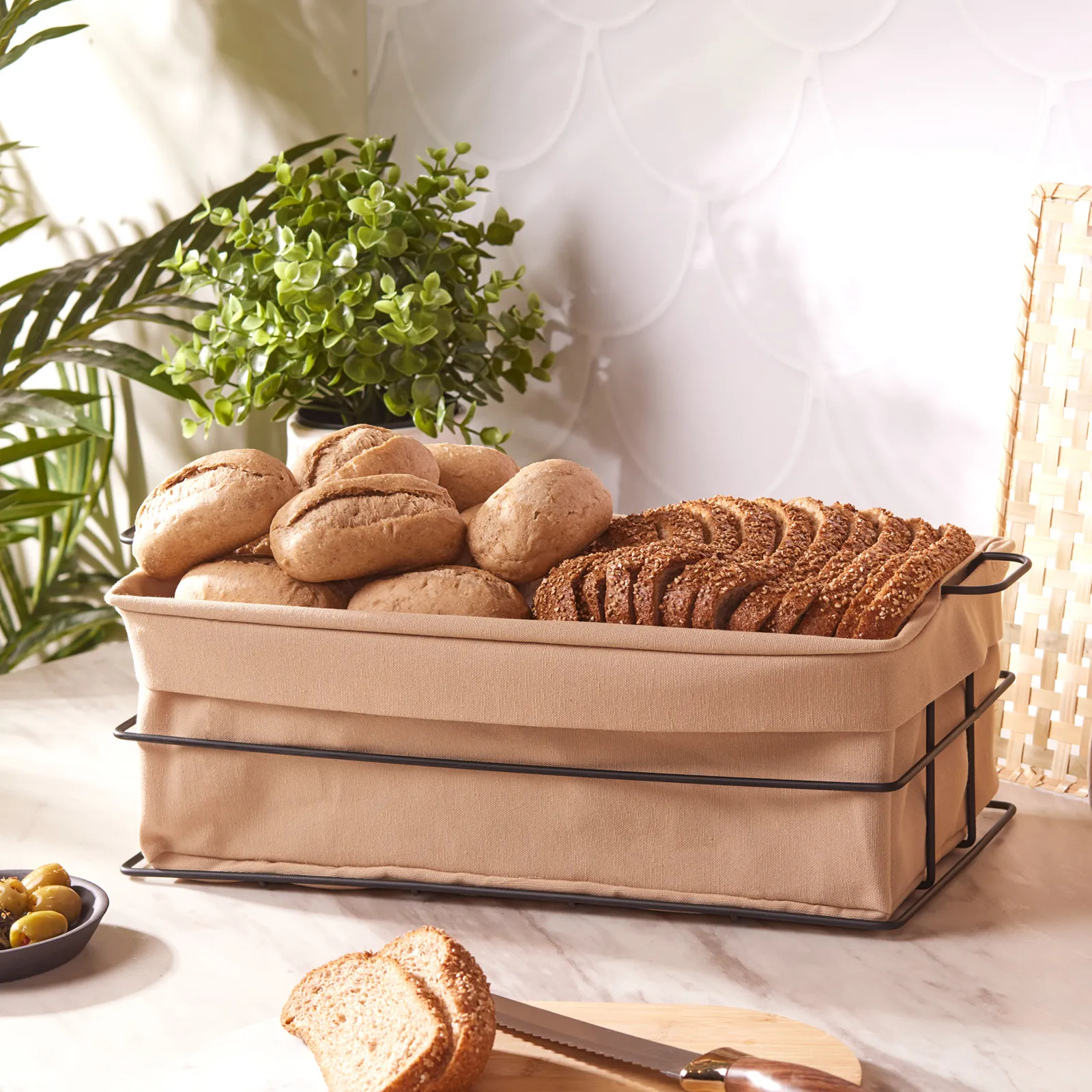 Karaca Fonte Metal Bread Basket, Large, Cream Black - Image 3