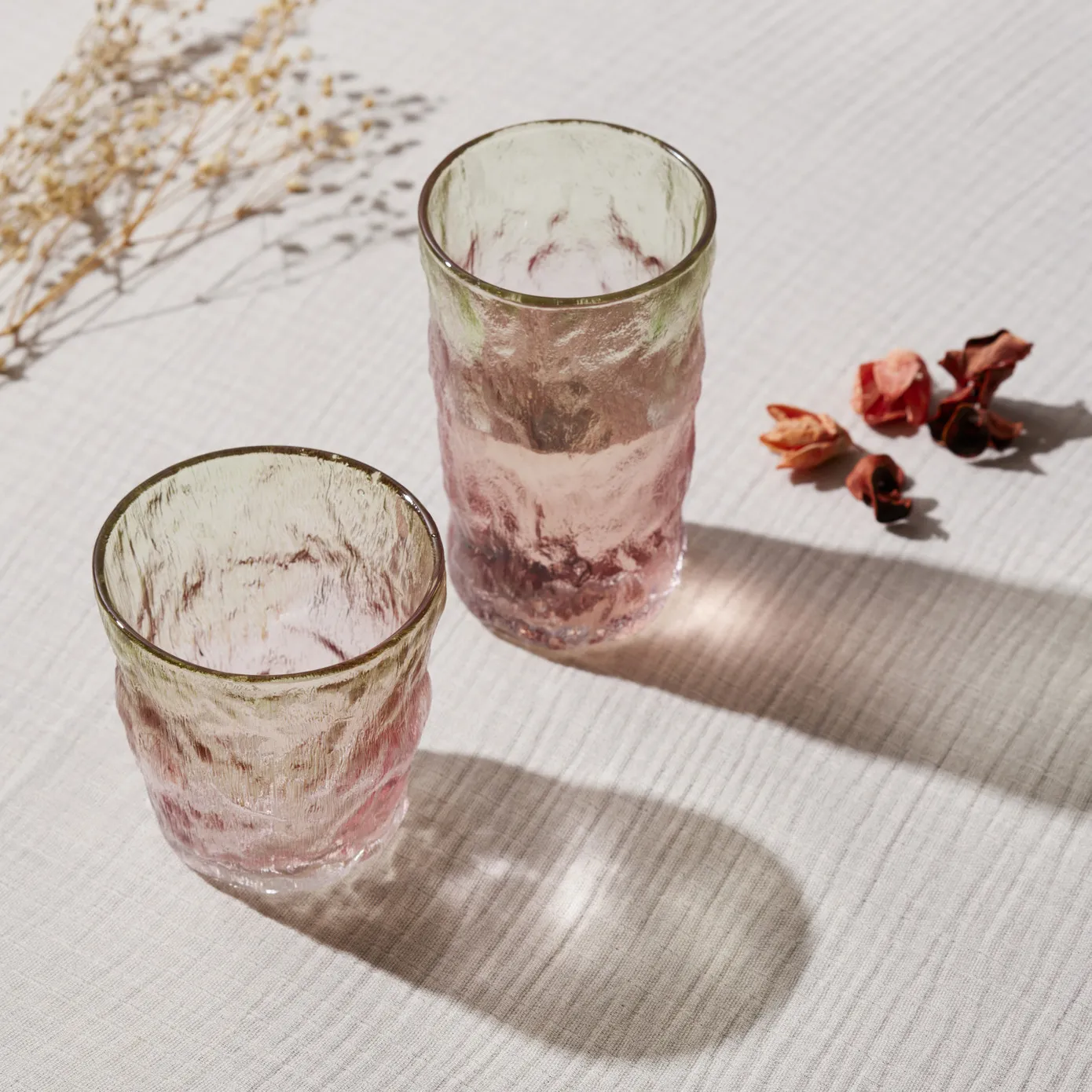 Karaca Glacier Glass Tumbler Glass, 287ml, Red Green - Image 4