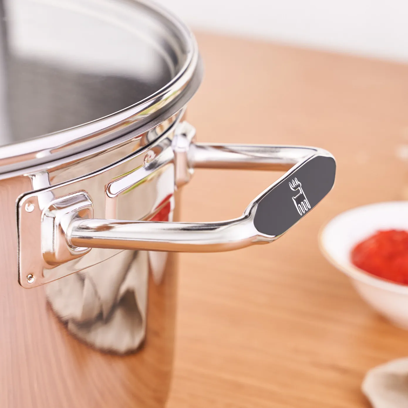 Karaca Grace Stainless Steel Induction Stockpot with Lid, 26cm, Silver - Image 3