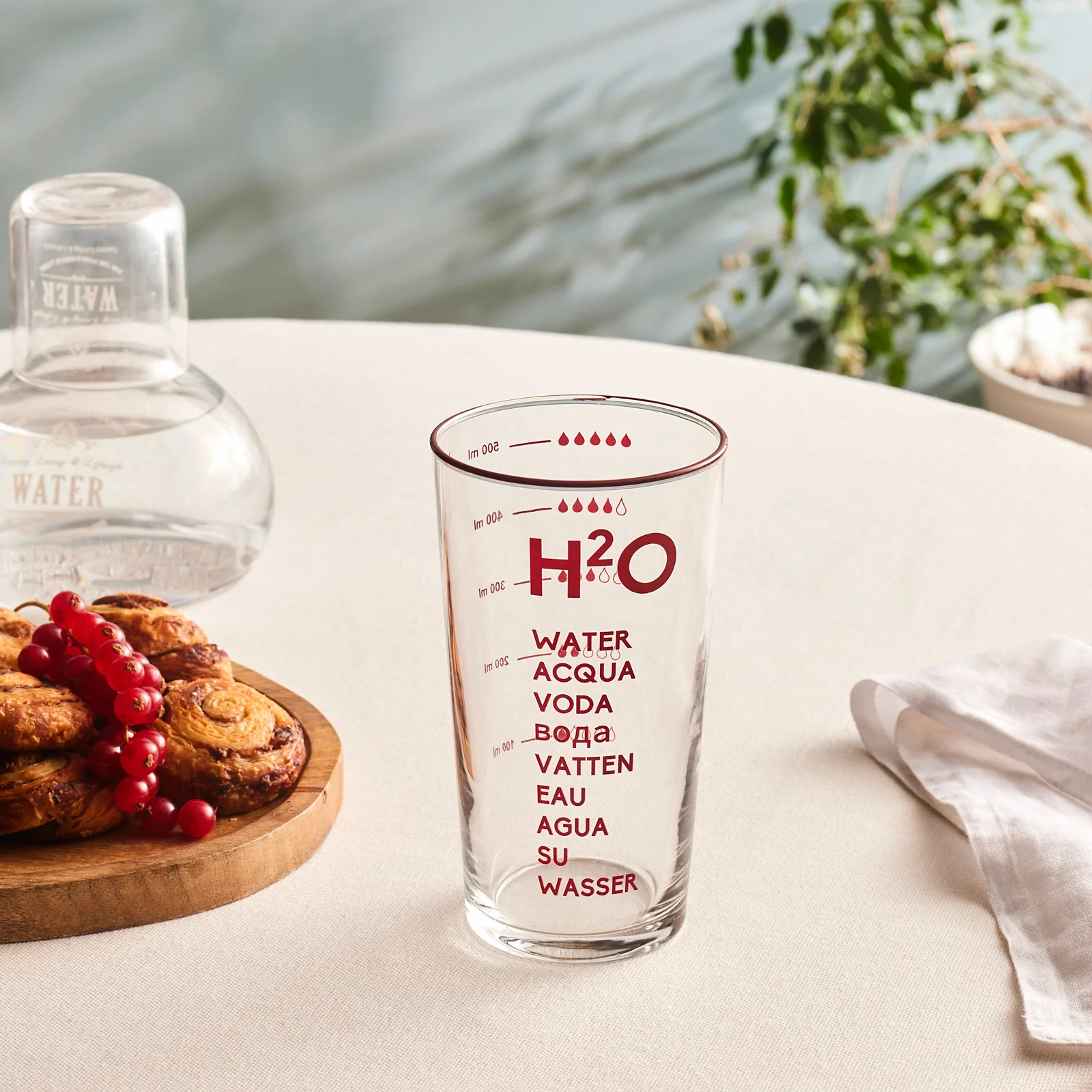 Karaca H20 Highball Glass, 570ml, Red - Image 3