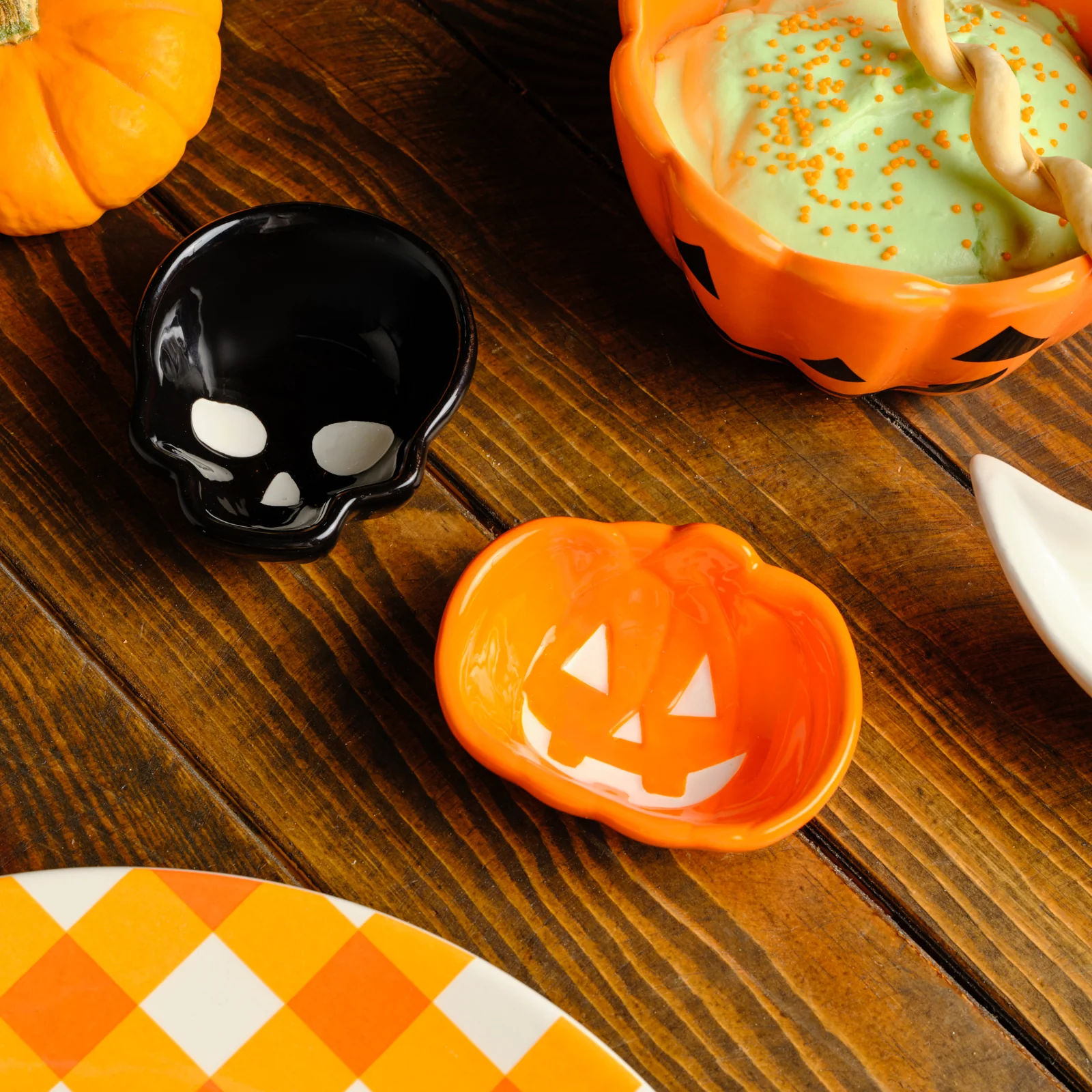 Karaca Halloween Bone Head Ceramic Snack Bowl, 7cm, Multicolour - Image 2