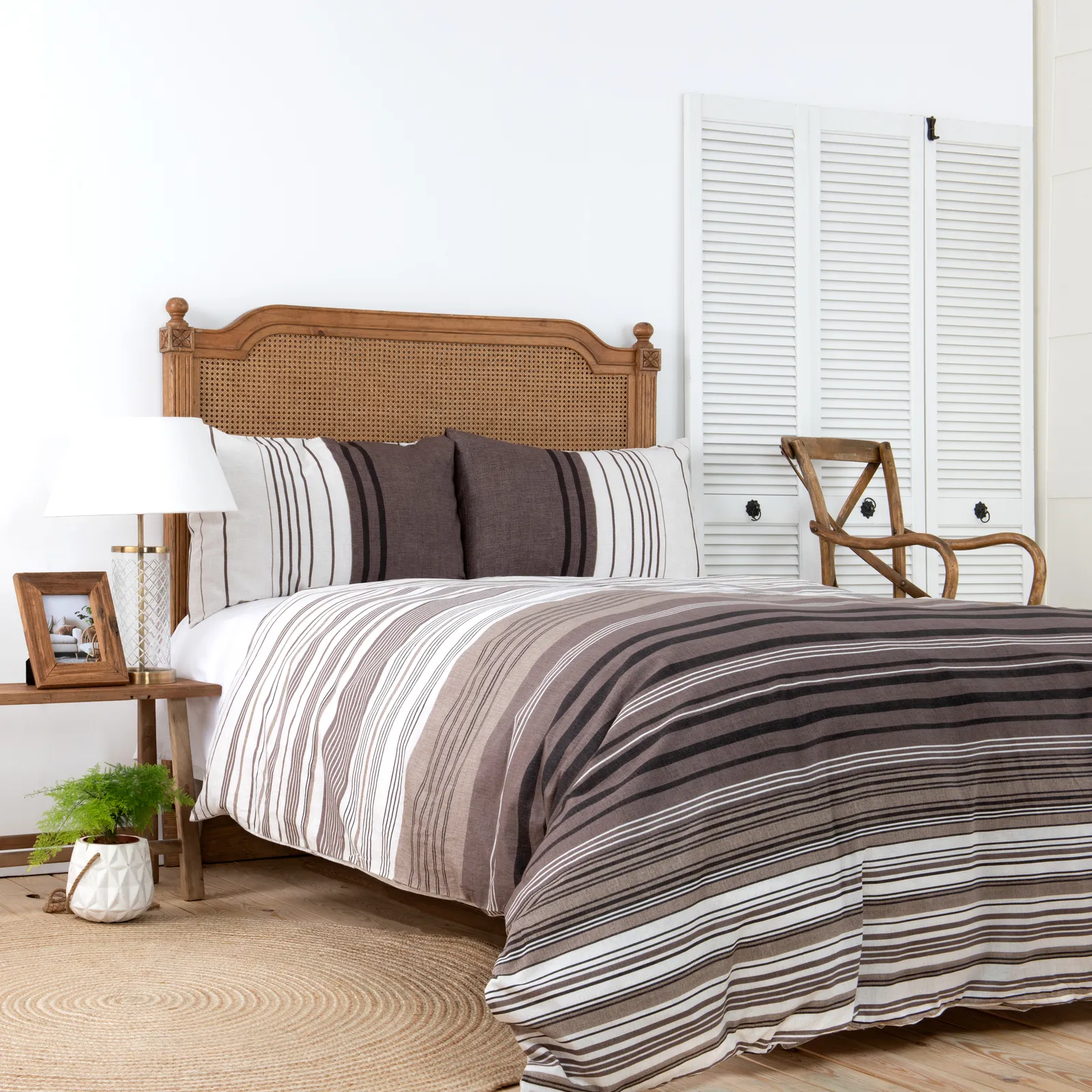 Karaca Home Aspen 100% Turkish Cotton Duvet Cover Set, King, White Brown Black - Image 3