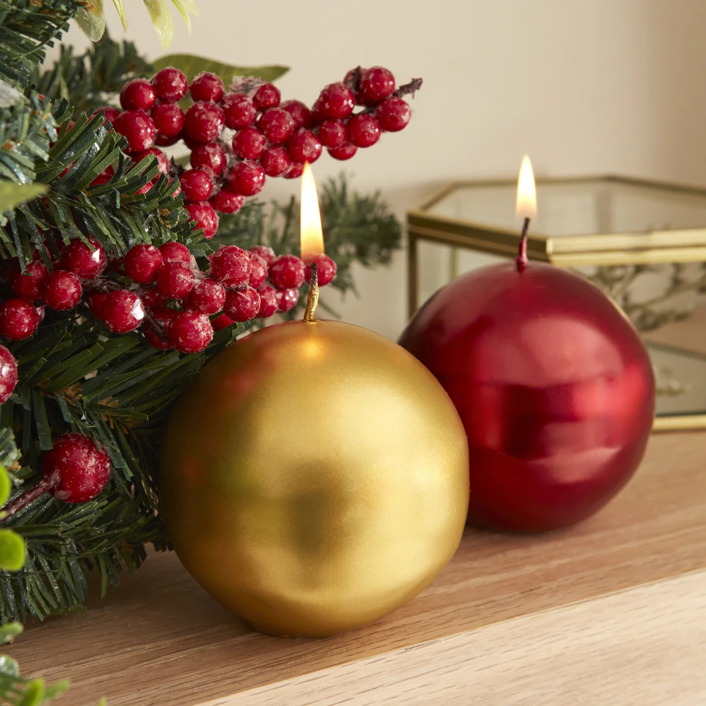 Karaca Home Ball Candle, 7cm, Red - Image 3
