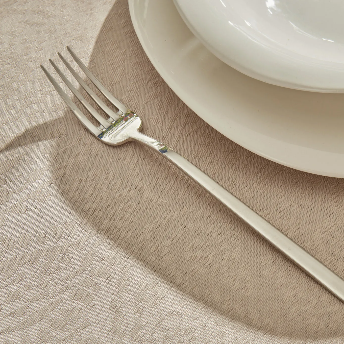 Karaca Home Chesney Tablecloth, 145cmx200cm, Beige - Image 3