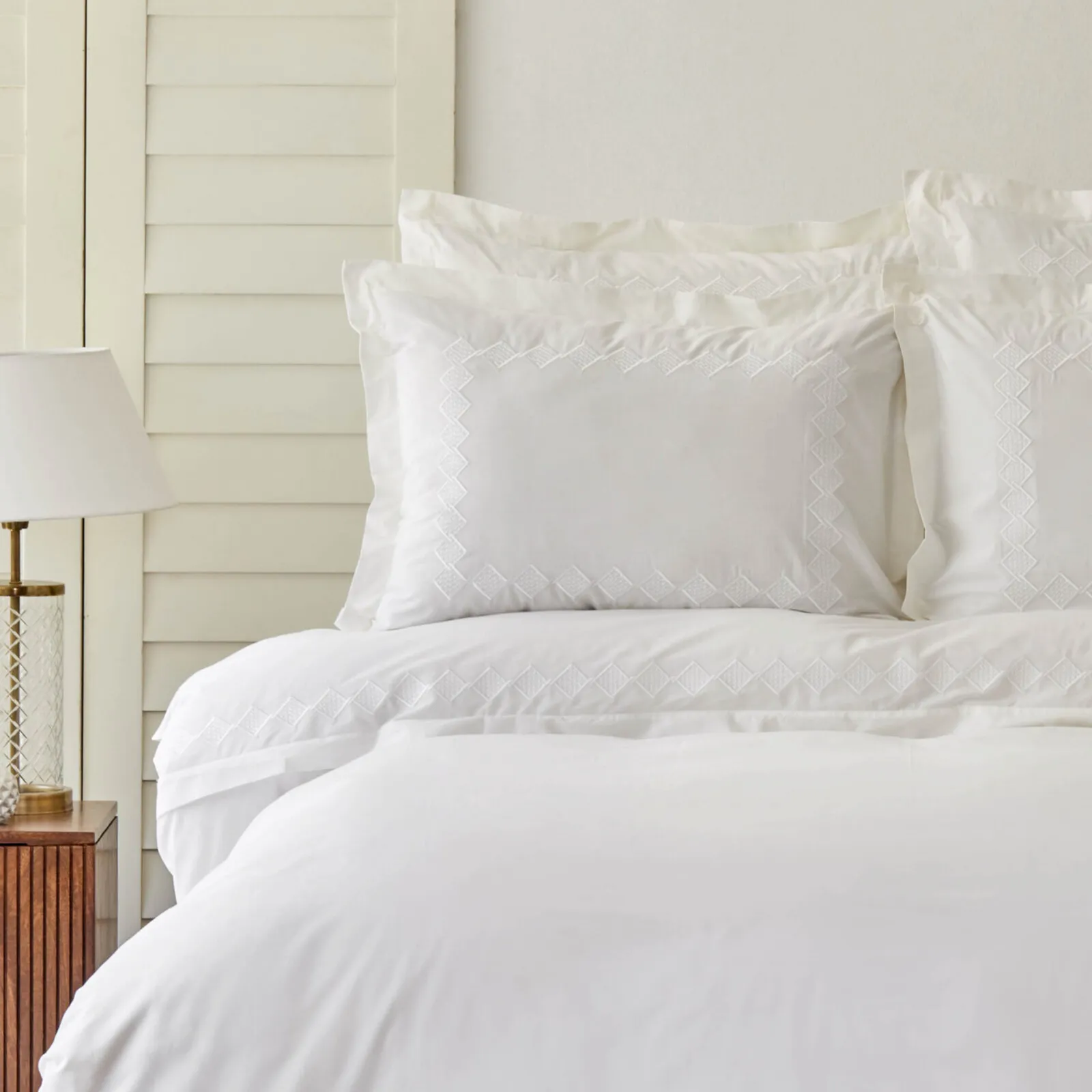 Karaca Home Marigold Percale 100% Turkish Cotton Embroidered Duvet Cover Set, King, White