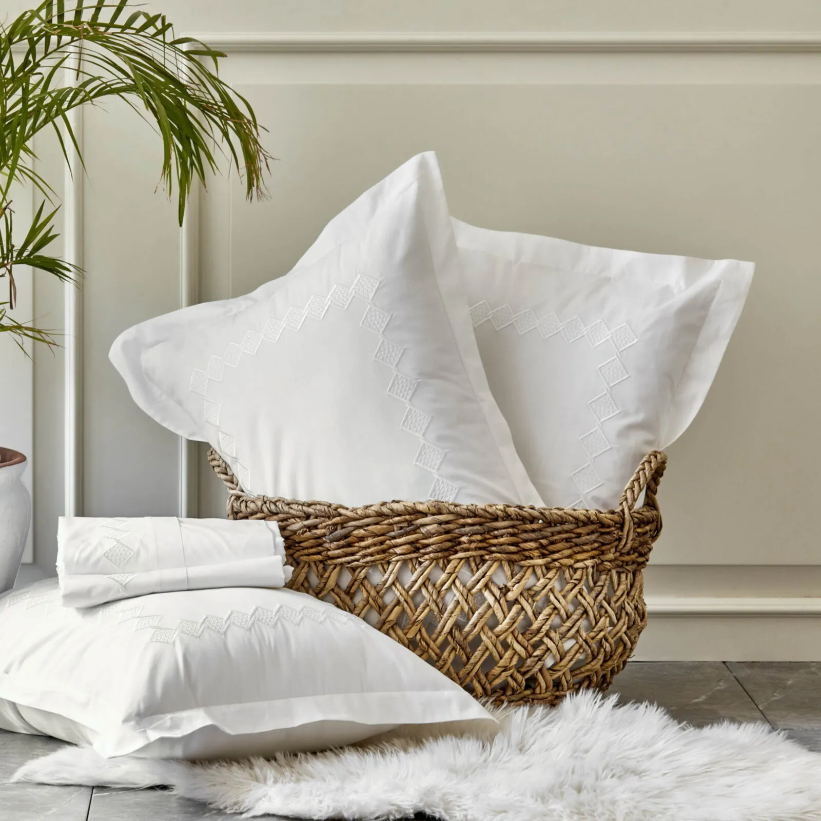 Karaca Home Marigold Percale 100% Turkish Cotton Embroidered Duvet Cover Set, King, White - Image 3