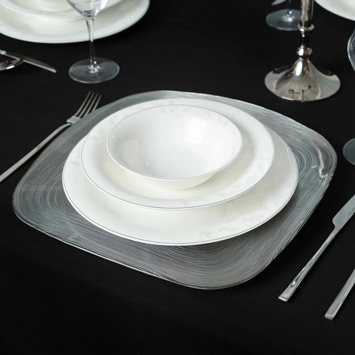 Karaca Home Premium Glass Charger Plate, 37cmx37cm, Silver - Image 3