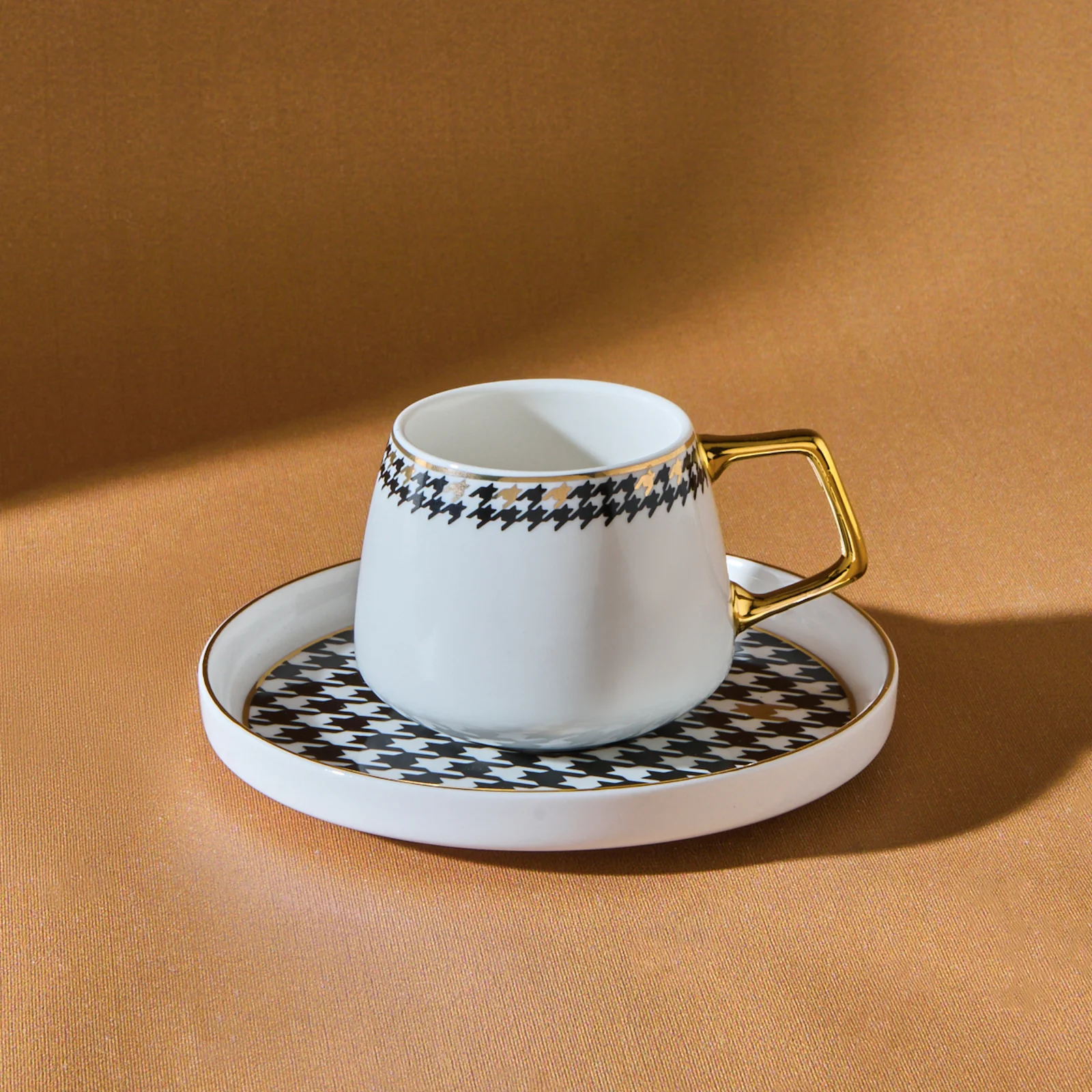 Karaca Kazayagı 4-Piece Porcelain Espresso Turkish Coffee Cup Set for 2 People, 90ml, Black - Image 2