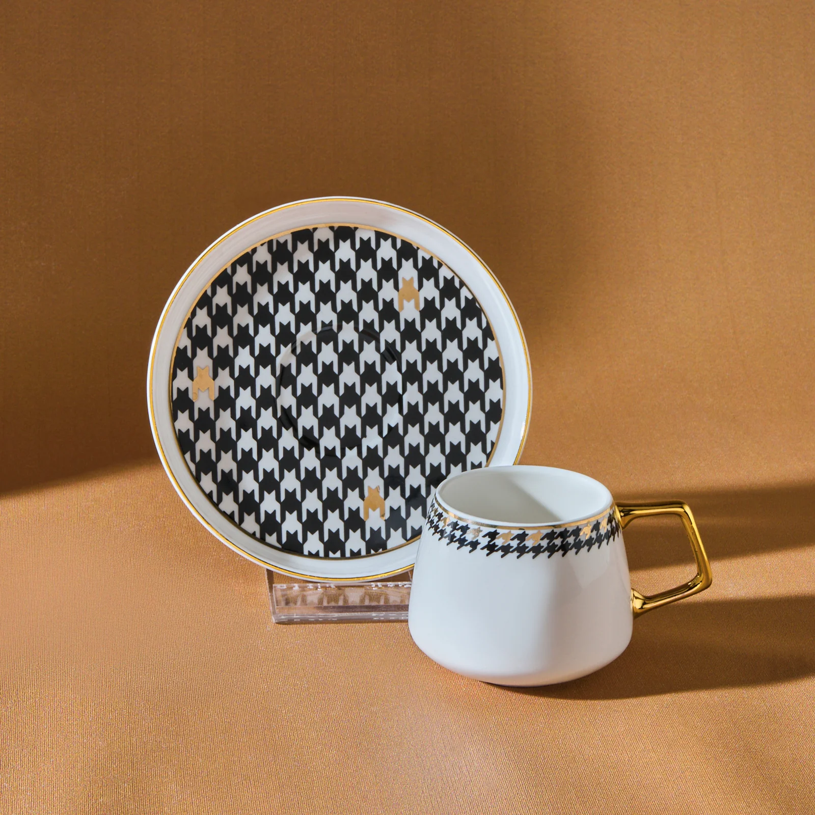 Karaca Kazayagı 4-Piece Porcelain Espresso Turkish Coffee Cup Set for 2 People, 90ml, Black - Image 3