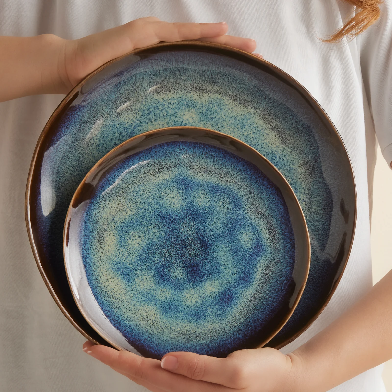 Karaca Leia 24-Piece Reactive Glaze Dinner Set for 6 People, Multi - Image 6