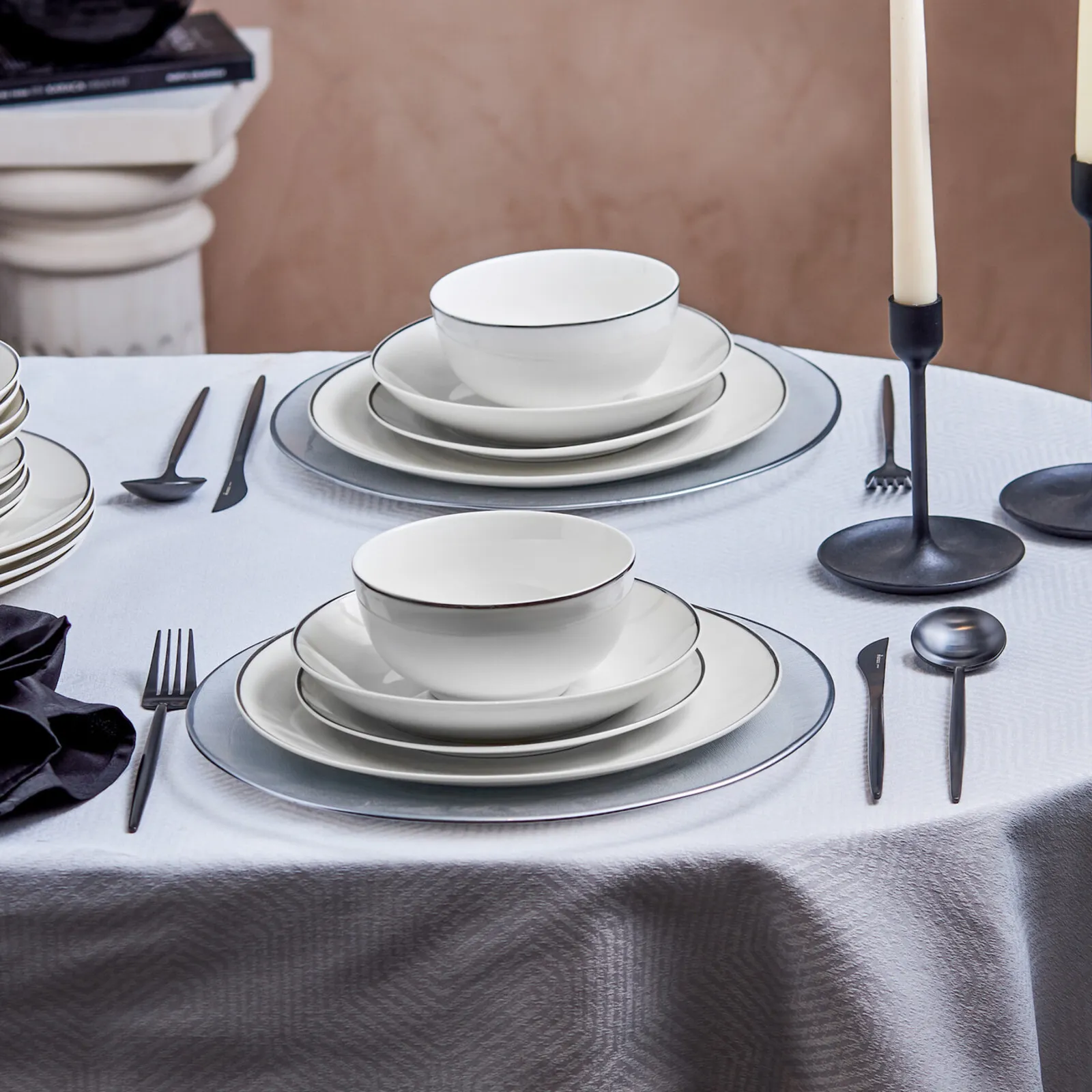 Karaca Leon 24-Piece Porcelain Dinner Set for 6 People, White Platinum - Image 3