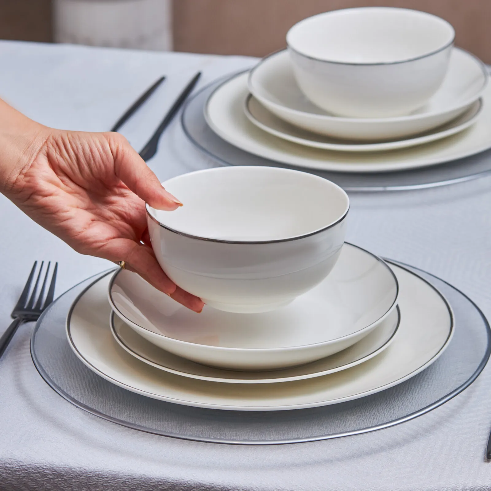 Karaca Leon 24-Piece Porcelain Dinner Set for 6 People, White Platinum - Image 4