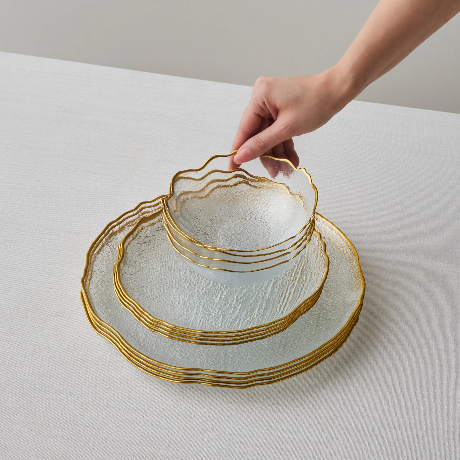 Karaca Milanda 12-Piece Glass Dinner Set for 4 People, Gold - Image 13